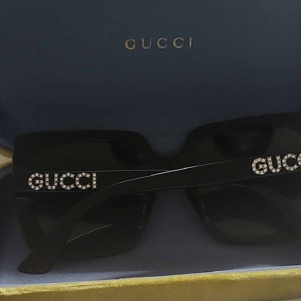 Gucci Black Sunglasses